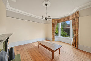 Drawing room- click for photo gallery